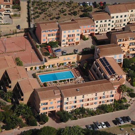 Le Nereidi Hotel & Residence Con Piscina-Tennis-Fitness-Parcheggio Coperto-Sala Conferenze La Maddalena  Dış mekan fotoğraf