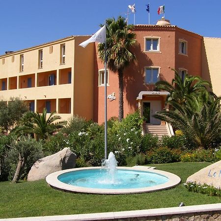 Le Nereidi Hotel & Residence Con Piscina-Tennis-Fitness-Parcheggio Coperto-Sala Conferenze La Maddalena  Dış mekan fotoğraf